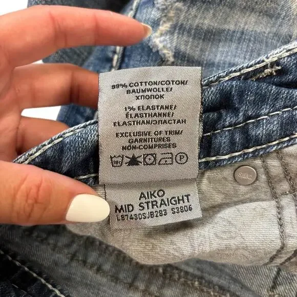 Silver Aiko Cropped Stitched Blue Jeans Women’s 28 Casual Denim Y2K Capri Pants - Picture 10 of 10